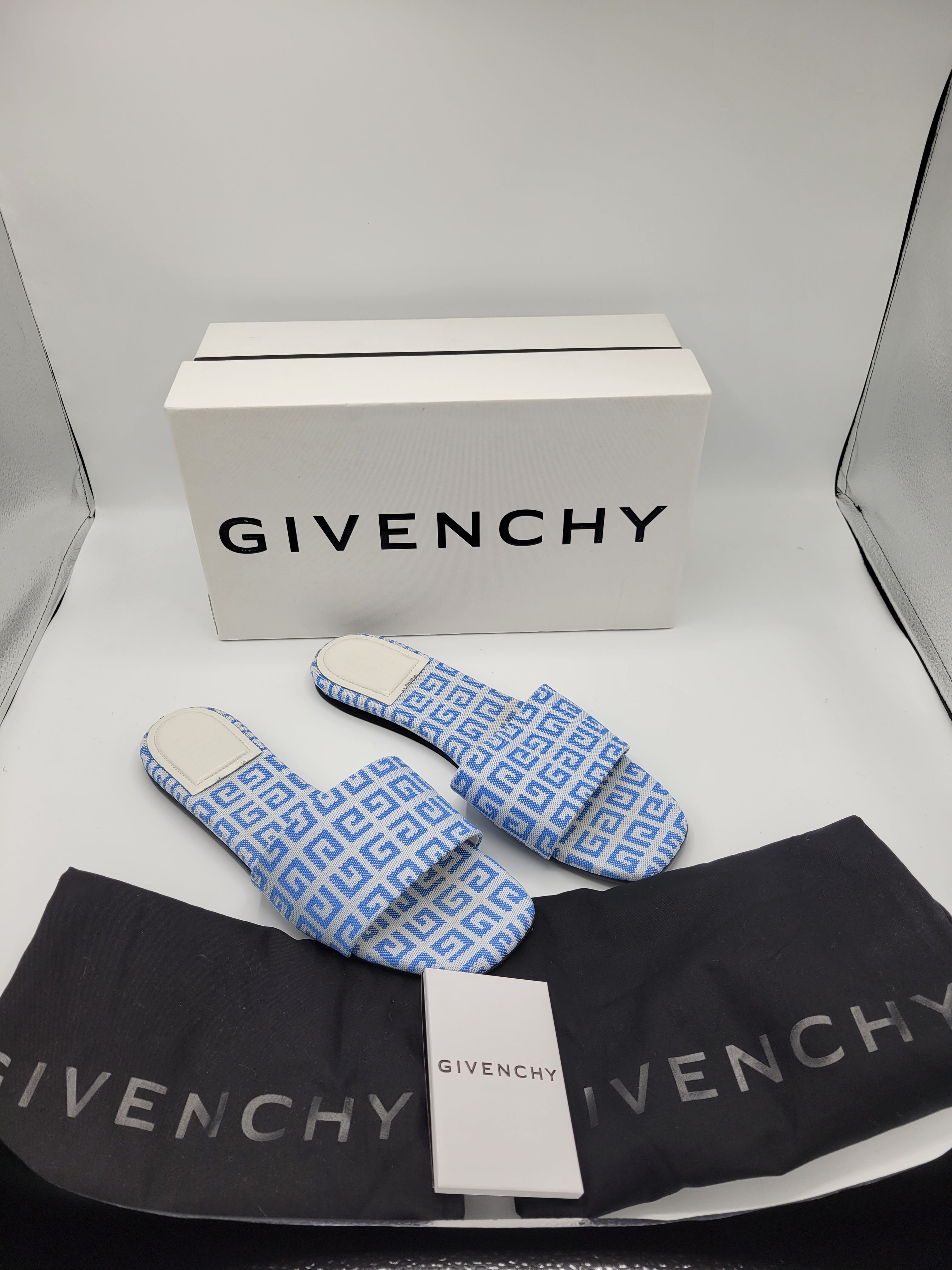Givenchy 4G Flat Mule Sandals in White & Blue WOMEN'S SIZE 41